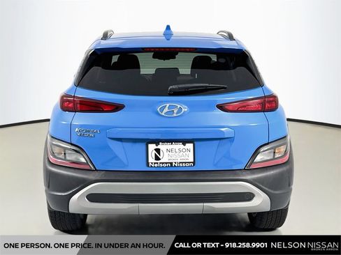 Used 2022 Hyundai Kona SEL w/ Convenience Package FWD image 6