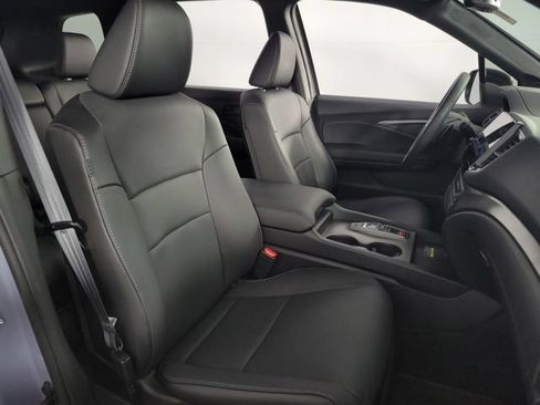 Used 2025 Honda Passport EX-L image 15