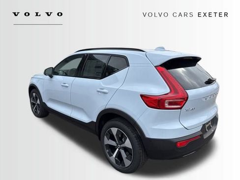 New 2026 Volvo XC40 B5 Plus w/ Protection Package Premier image 4