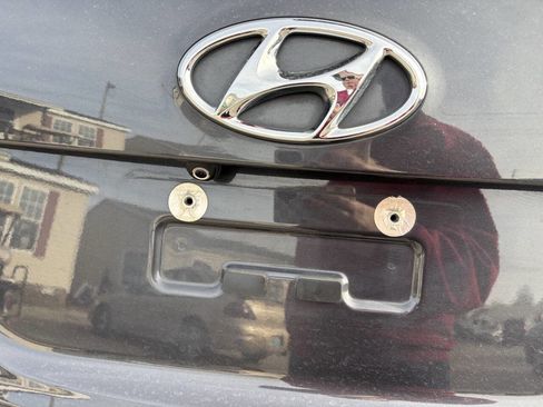 Used 2017 Hyundai Santa Fe Sport image 13