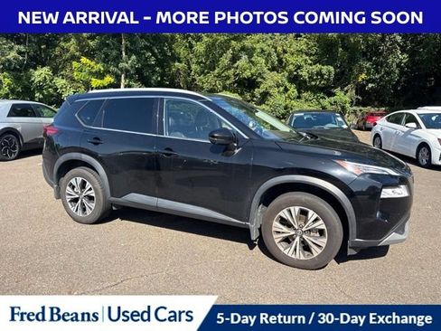 Used 2021 Nissan Rogue SV w/ Premium Package AWD/4WD image 4