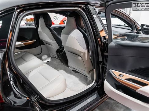 Used 2024 Lucid Air Touring AWD/4WD image 14