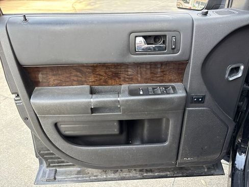 Used 2018 Ford Flex Limited w/ Class III Trailer Tow Package image 15