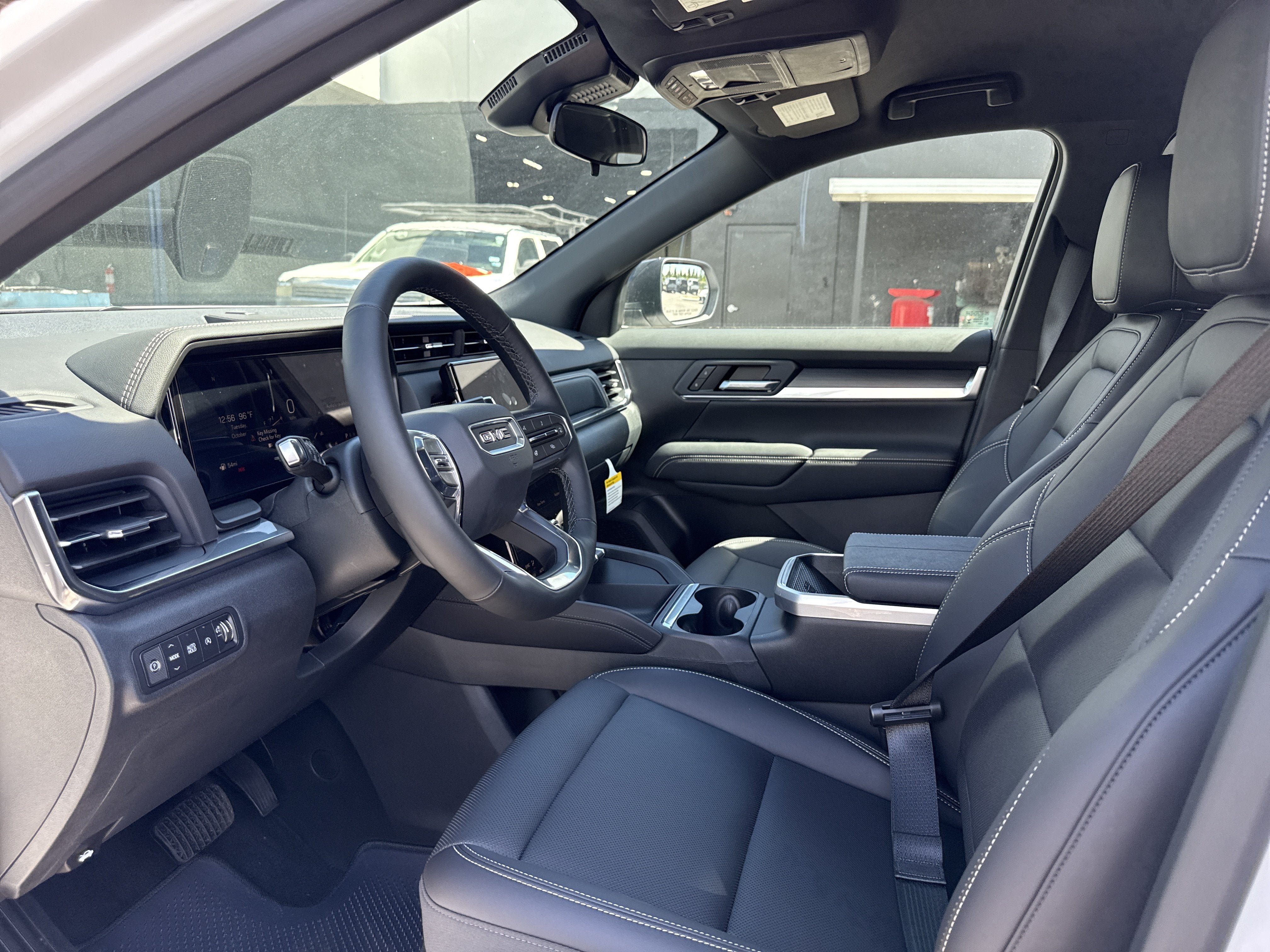 New 2027 GMC Terrain Elevation w/ Elevation Premium Package FWD image 8