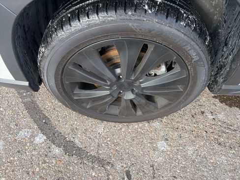 Used 2022 Subaru Ascent Limited w/ Technology Package image 7