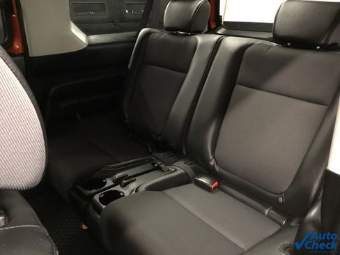 Used 2004 Honda Element EX image 27