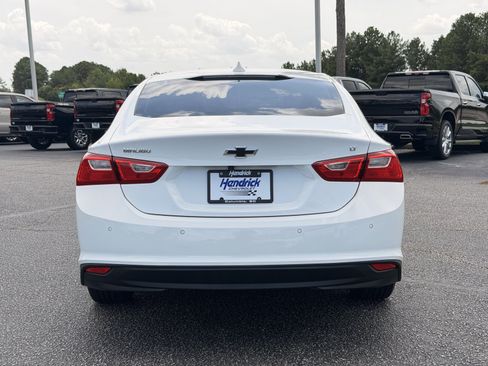 Used 2024 Chevrolet Malibu LT FWD image 16