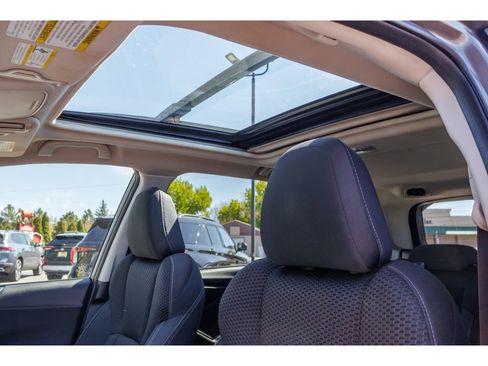 Used 2020 Subaru Forester Premium AWD/4WD image 17