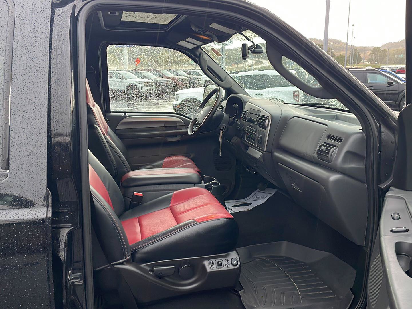 Used 2007 Ford F350 4x4 Crew Cab Super Duty image 25