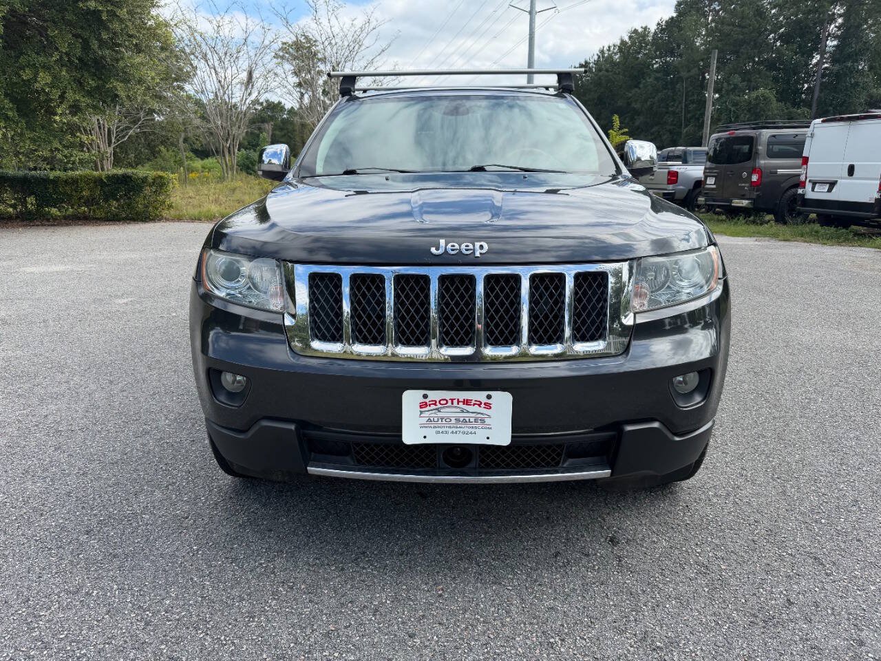 Used 2011 Jeep Grand Cherokee Overland AWD/4WD image 27