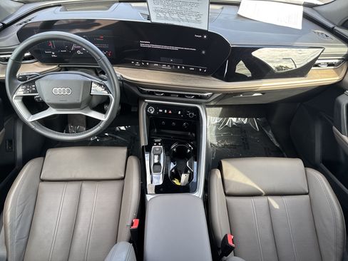 Used 2025 Audi Q5 Premium Plus w/ Premium Plus AWD/4WD image 15
