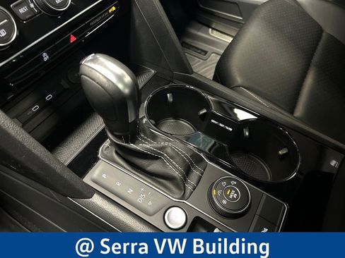 Used 2022 Volkswagen Atlas SEL R-Line AWD/4WD image 27