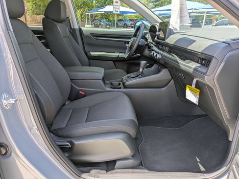 Used 2026 Honda CR-V LX image 27