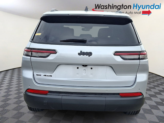 Used 2022 Jeep Grand Cherokee L Laredo AWD/4WD image 5