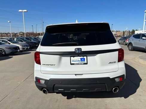 Certified 2023 Honda Passport EX-L image 6