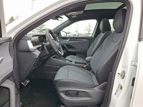 New 2026 Volkswagen Tiguan SE R-Line image 6