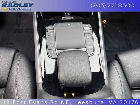 Used 2022 Mercedes-Benz GLB 250 4MATIC image 21