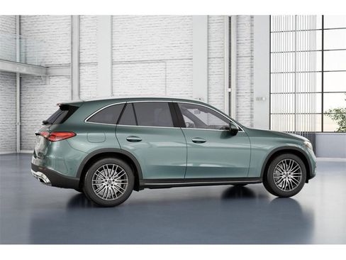 New 2026 Mercedes-Benz GLC 300 4MATIC image 18