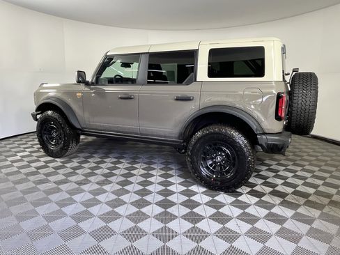 New 2026 Ford Bronco Badlands AWD/4WD image 2