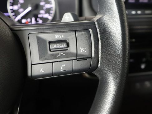 Used 2023 Nissan Rogue S AWD/4WD image 34