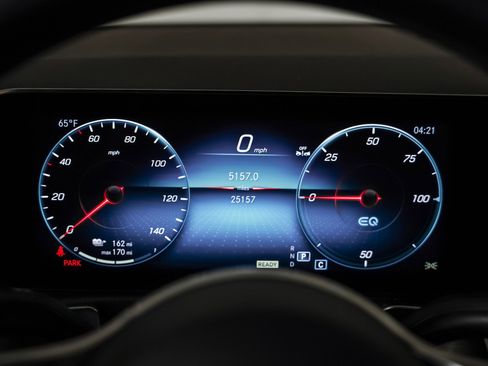 Certified 2023 Mercedes-Benz EQB 300 4MATIC image 17