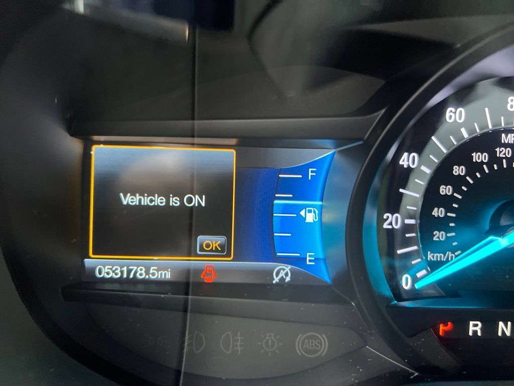 Used 2020 Ford Edge Titanium w/ Equipment Group 301A AWD/4WD image 8