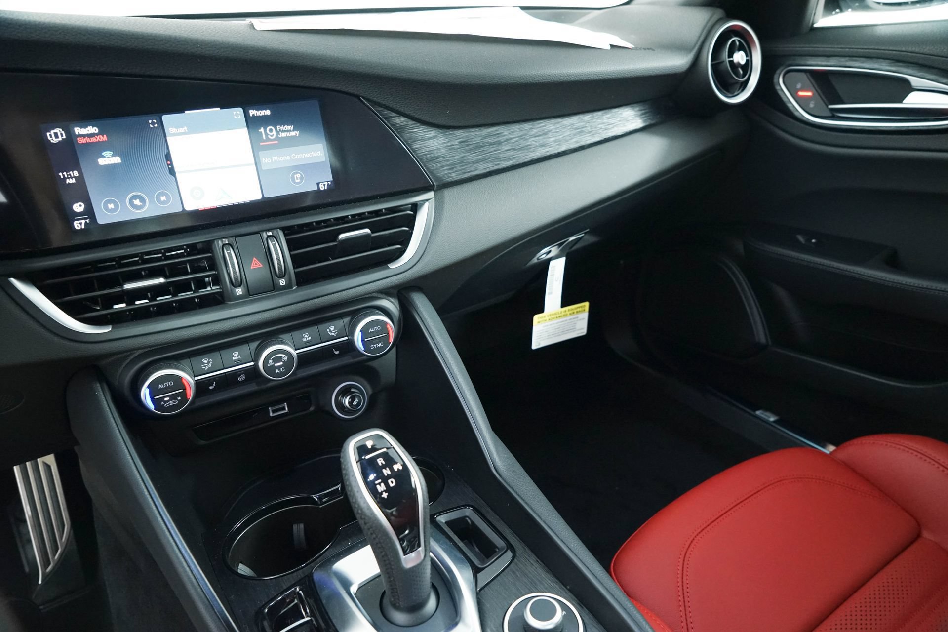 Used 2024 Alfa Romeo Giulia Sprint RWD image 27