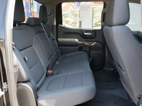 Used 2021 Chevrolet Silverado 1500 LT Trail Boss AWD/4WD image 15