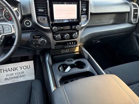 New 2026 RAM 1500 Express AWD/4WD image 15
