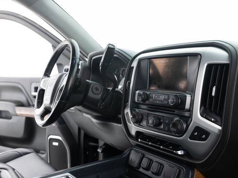 Used 2014 GMC Sierra 1500 SLT w/ SLT Crew Cab Value Package image 29