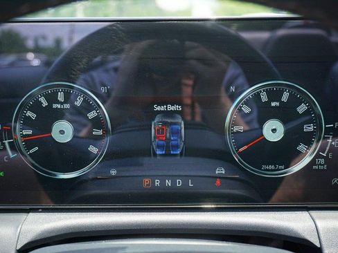 Used 2025 Ford Mustang Premium RWD image 38