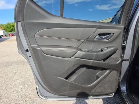 Used 2020 Chevrolet Traverse LS FWD image 13