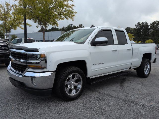 Used 2017 Chevrolet Silverado 1500 LT w/ All Star Edition RWD image 7