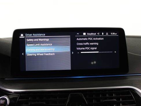 Used 2023 BMW 530e w/ M Sport Package image 23