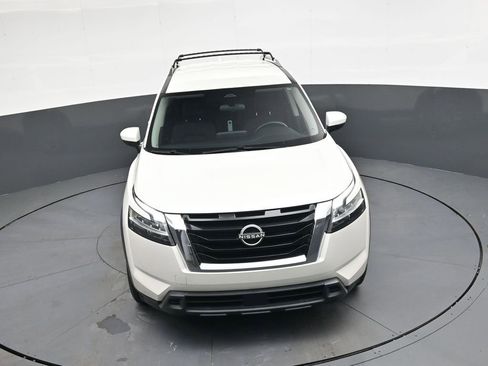 Used 2022 Nissan Pathfinder SV image 38