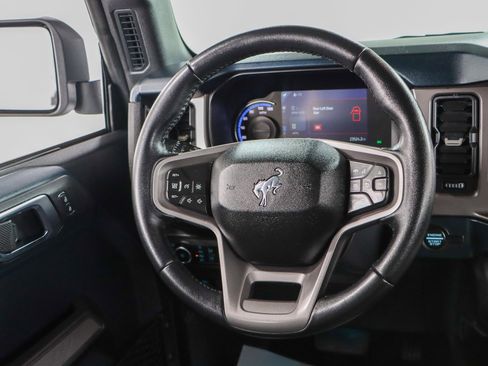 Used 2022 Ford Bronco Outer Banks image 13