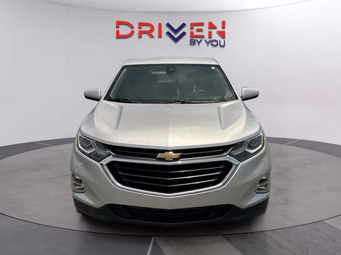 Used 2020 Chevrolet Equinox LT FWD image 9