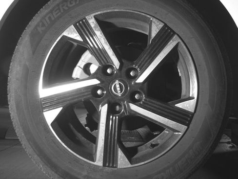 Used 2025 Nissan Sentra SV image 15