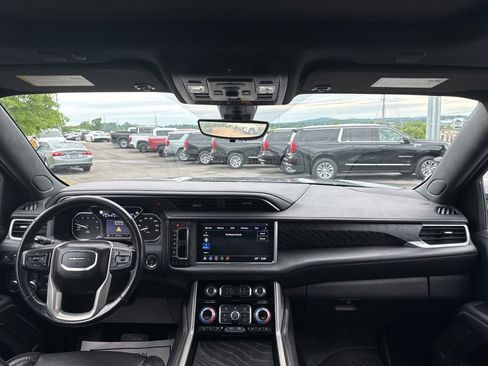 Used 2021 GMC Yukon Denali w/ Denali Premium Package AWD/4WD image 21