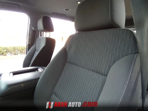 Used 2018 GMC Yukon SLE w/ Convenience Package AWD/4WD image 50