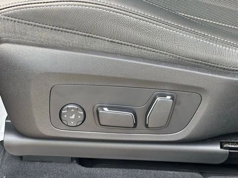 Certified 2024 BMW X3 M40i w/ Premium Package image 30