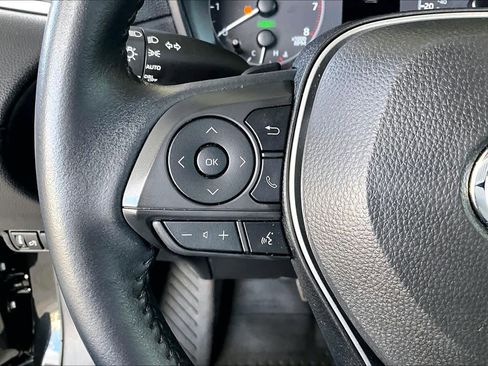 Used 2024 Toyota Corolla Cross SE image 22