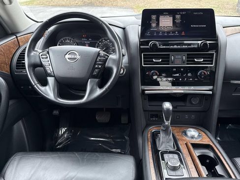 Used 2024 Nissan Armada SL w/ Captain's Chairs Package AWD/4WD image 8