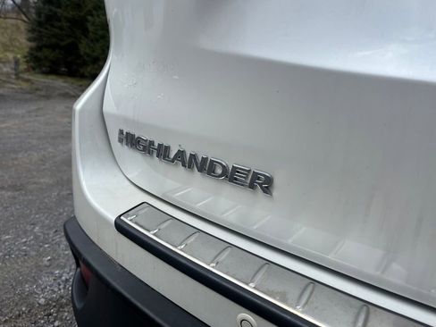 Used 2016 Toyota Highlander Limited Platinum image 8