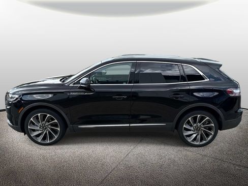 Used 2021 Lincoln Nautilus Reserve w/ Equipment Group 202A AWD/4WD image 3