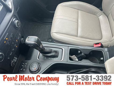 Used 2019 Ford Ranger Lariat w/ FX4 Off-Road Package AWD/4WD image 19