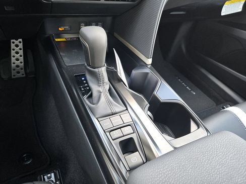New 2026 Toyota Camry SE w/ Convenience Package FWD image 16