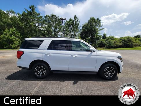 Certified 2024 Ford Expedition XLT RWD image 7