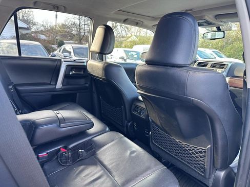 Used 2015 Toyota 4Runner Limited image 15