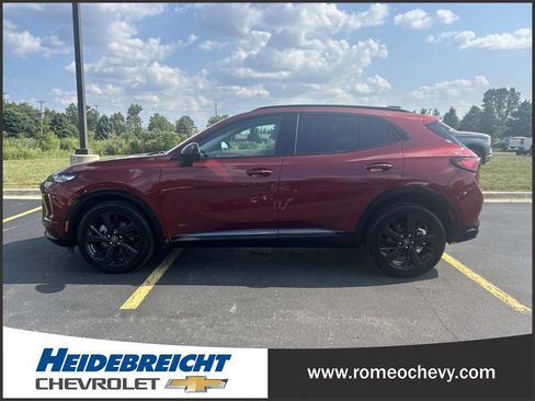 Used 2024 Buick Envision Sport Touring AWD/4WD image 5